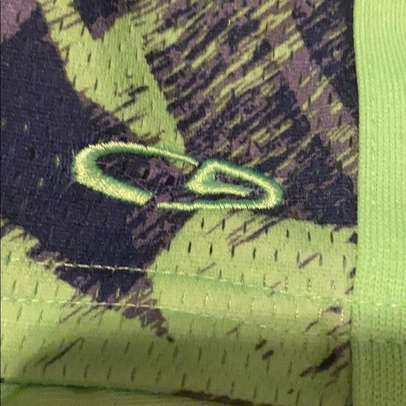 Athletic shorts - Picture 1 of 3